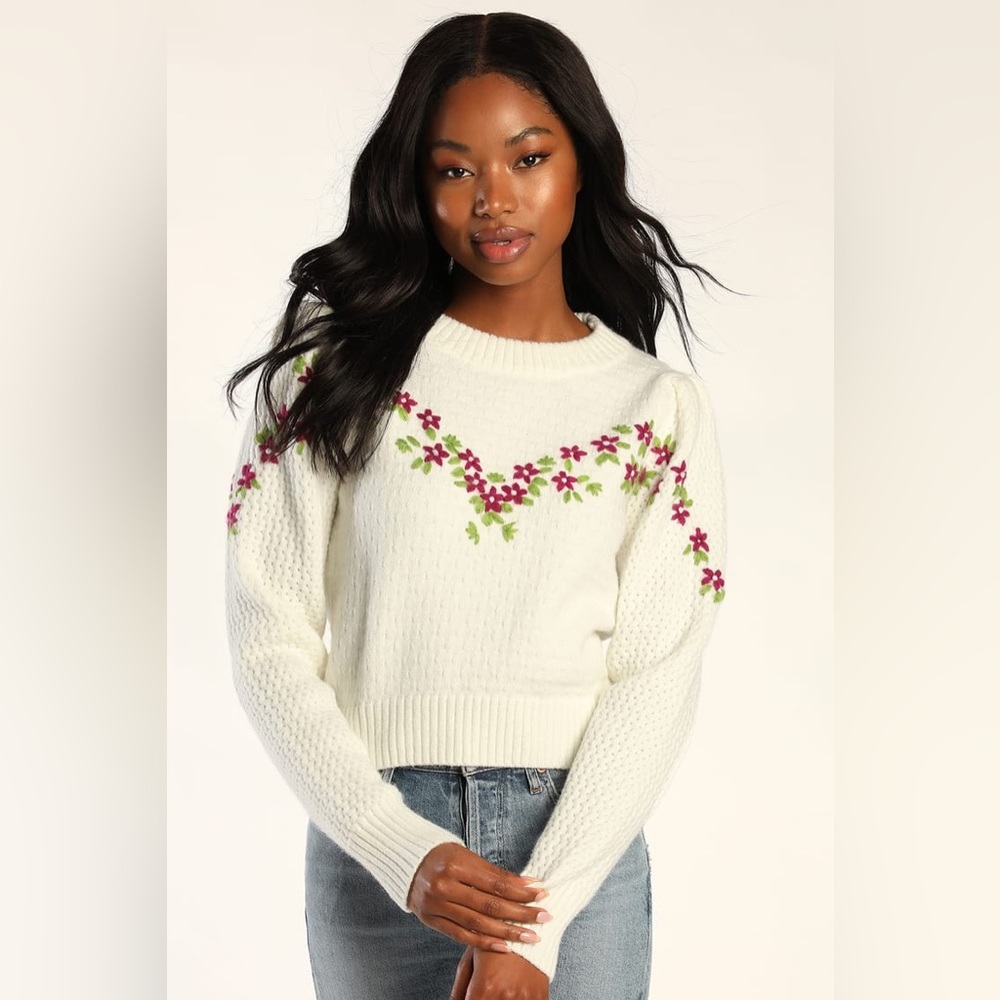 Lulu’s Ivory Floral Embroidered Sweater Women’s Size XL